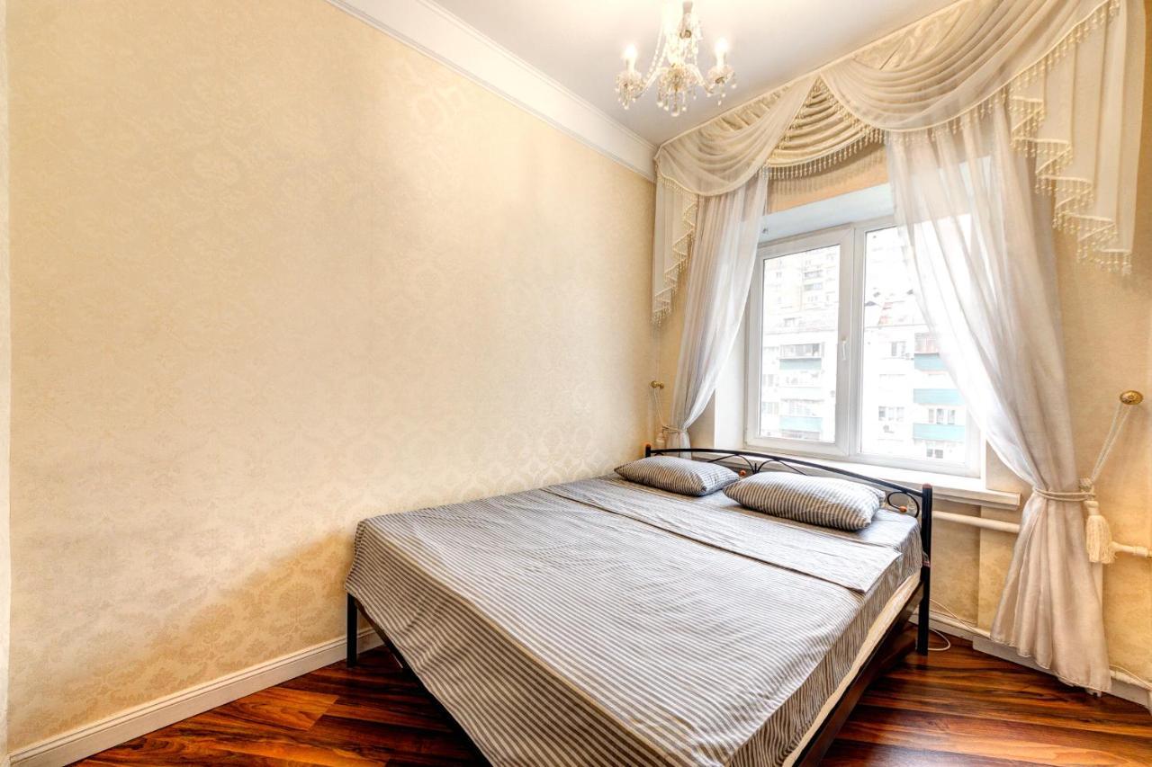 Apartments With 3 Rooms Near Palace Ukraine เคียฟ ภายนอก รูปภาพ